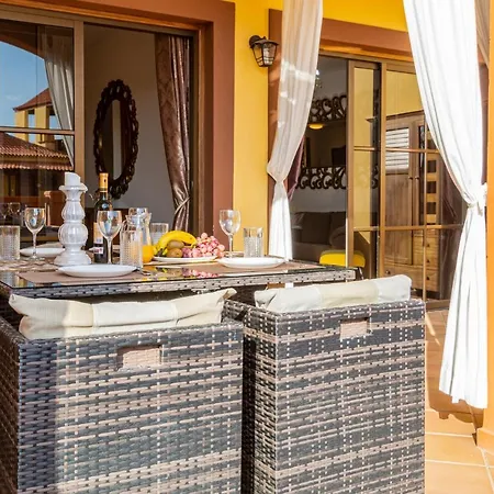 Elegant Elite Palace Apartment Daire Costa Adeje