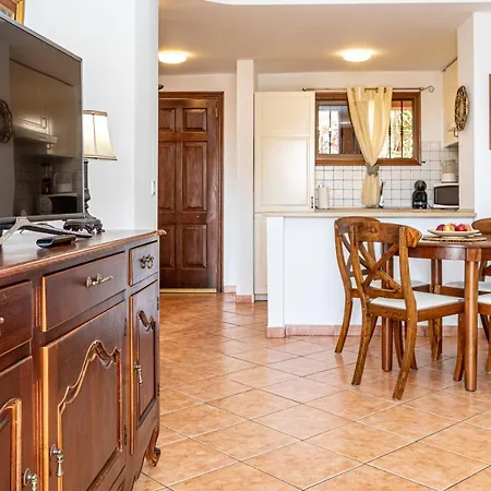 Daire Elegant Elite Palace Apartment Costa Adeje